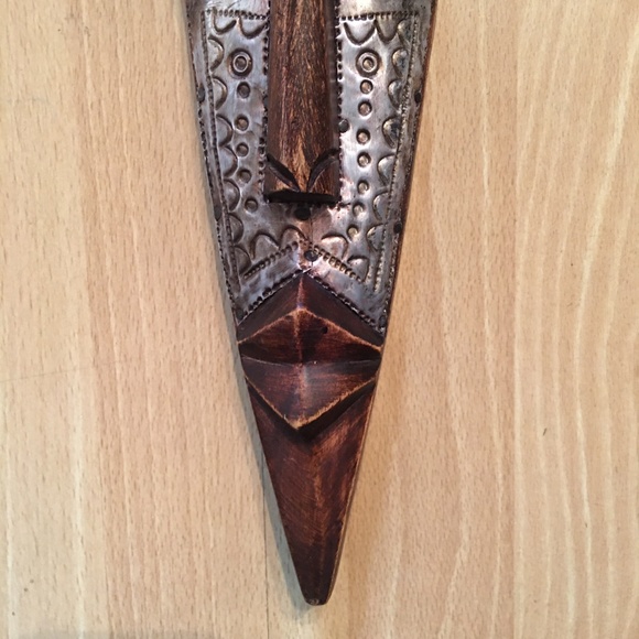HOST PICK! Ghana Handcrafted Wood & Metal Mask Wall Hanging - Picture 5 of 7
